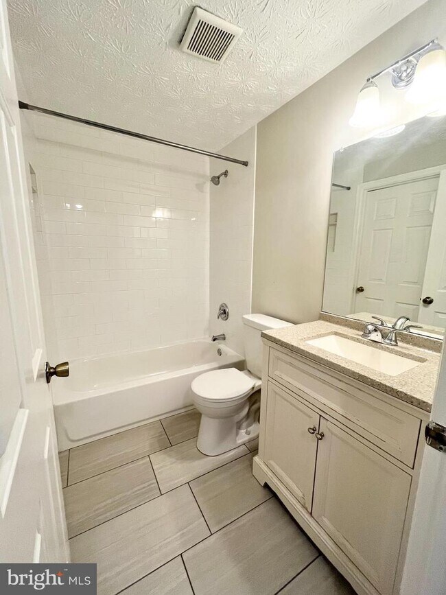 Building Photo - 1578 Poplar Grove Dr