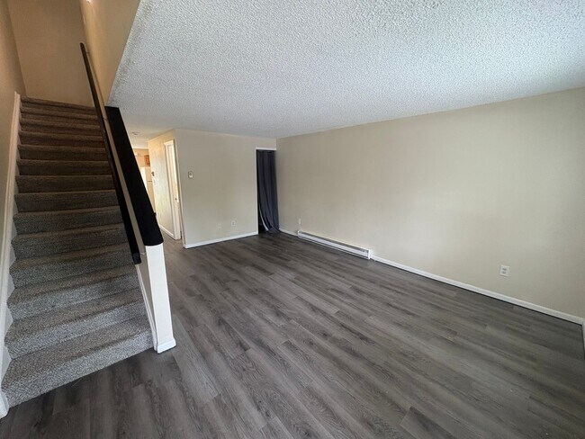 Foto del edificio - 3550 Butternut Dr