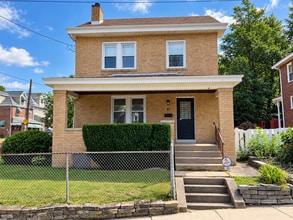 Building Photo - 43 Estella Ave