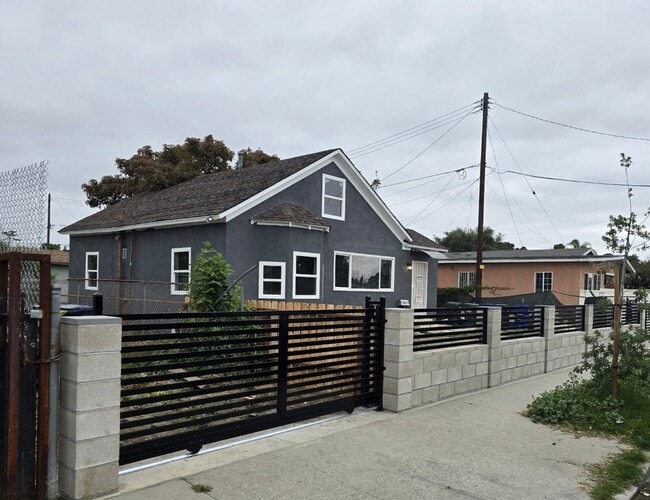 Exterior - 2063 E 130th St