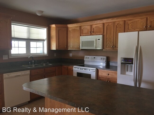 Building Photo - 2 br, 2 bath House - 1329 W Gloria Switch Rd