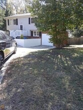 Building Photo - 10527 Thrasher Rd