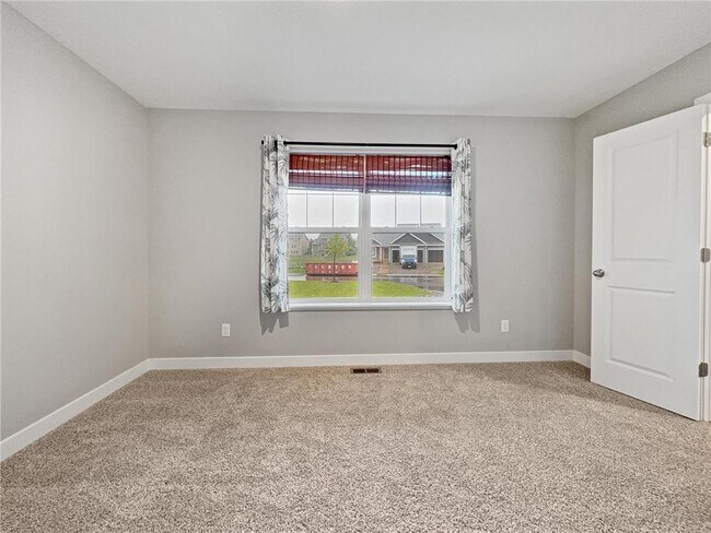 Foto del edificio - 12273 71st Ct NE