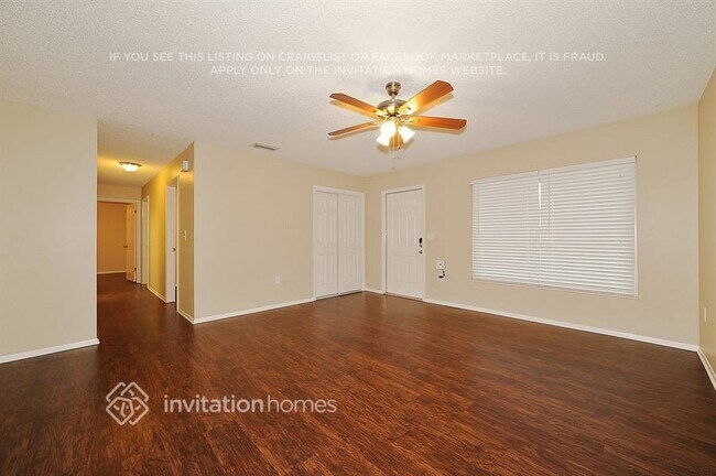 Foto del edificio - 312 48th St W