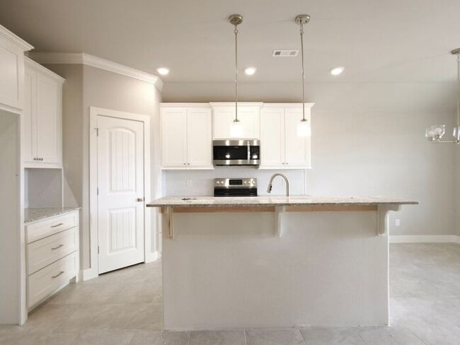 Building Photo - Tontitown- Single-Family Home- 4 Bedroom A...
