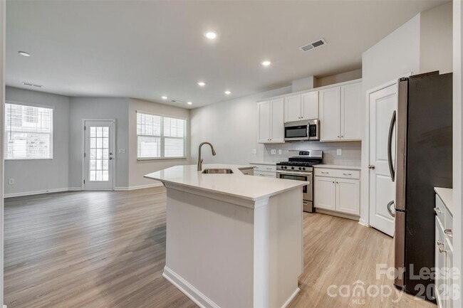 Building Photo - 807 Gable Oak Ln
