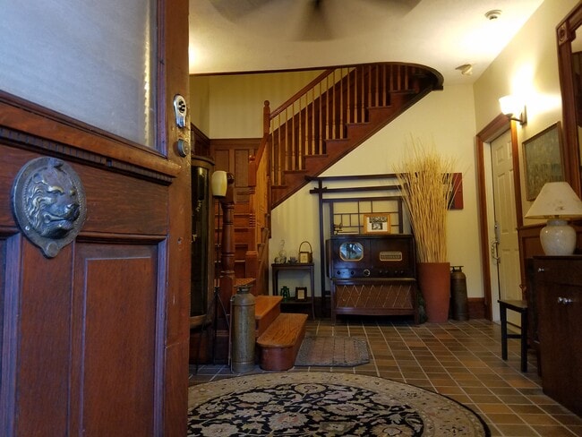 Entry Foyer - 388 Arborway