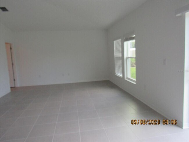 Foto del edificio - 421 SINGING SANDS Cir