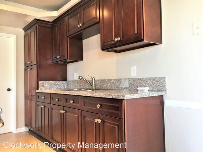 Building Photo - 2 br, 1 bath House - 1423 7th St