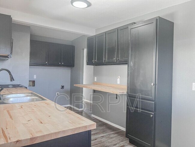 Foto del edificio - 2505 47th St