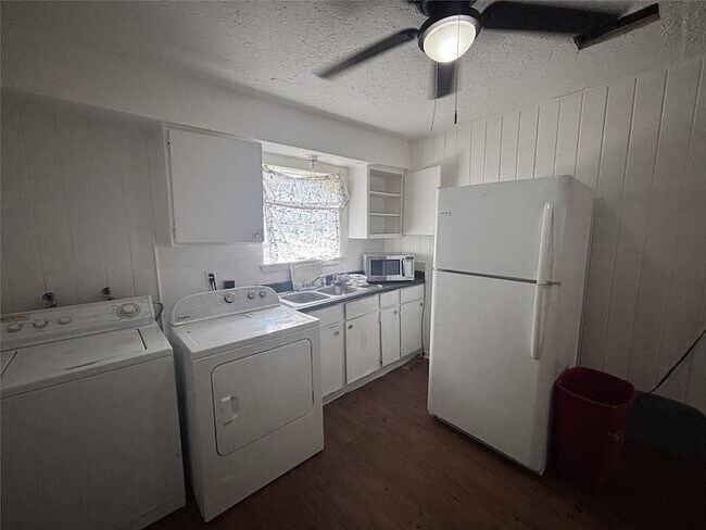 Foto del edificio - 4222 Wipprecht St