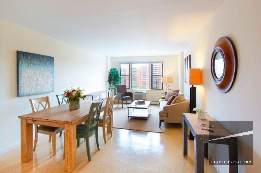 9608 57th Ave Unit COP18G, Corona, NY 11368 Room for Rent in Corona