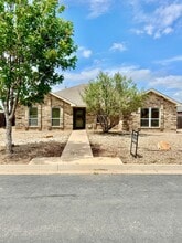 Building Photo - 4925 Scarlet Oak Dr
