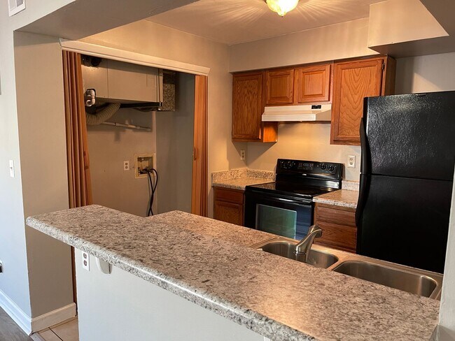 Foto del edificio - First Floor Condo in Timberlake