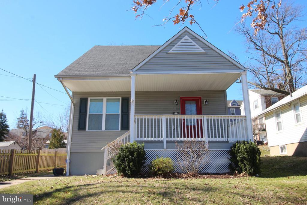 Foto principal - 3114 16th St NE