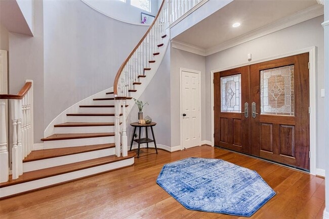 Building Photo - Stunning Home in Falcon Point!