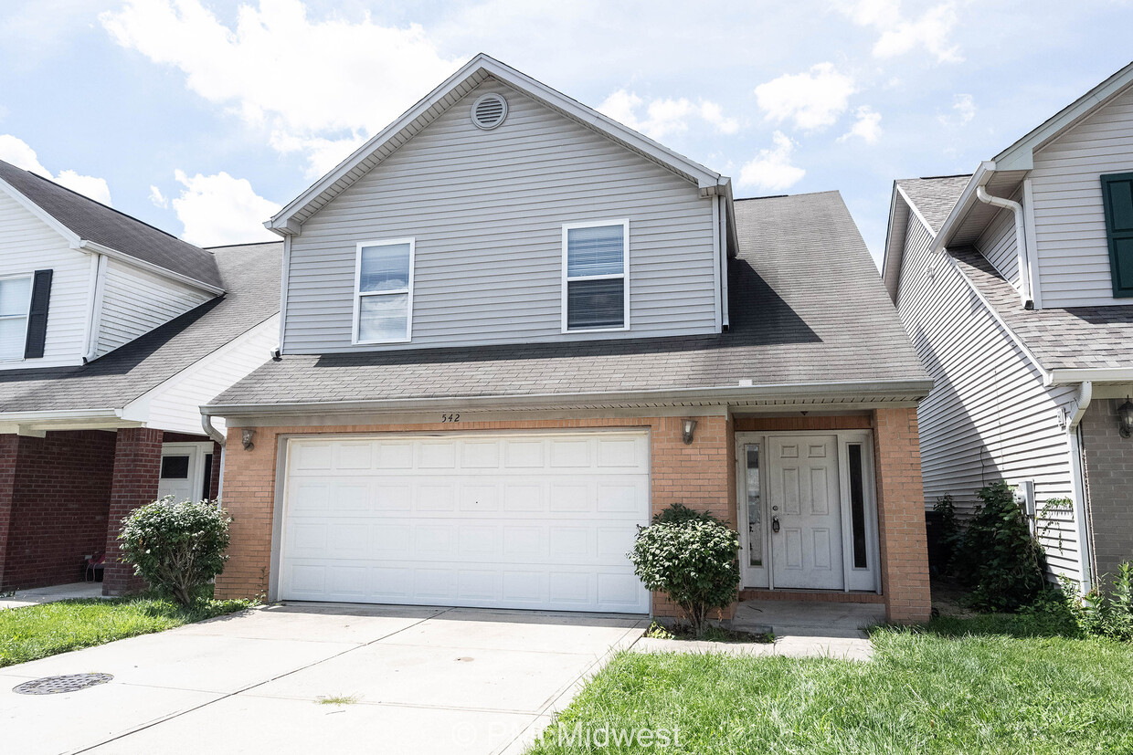 Foto principal - 542 Fisher Creek Drive