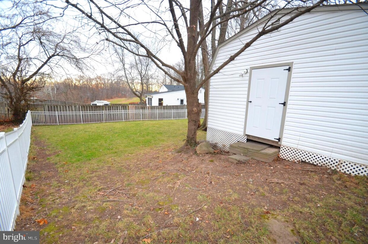 Primary Photo - 13720 McGill Dr