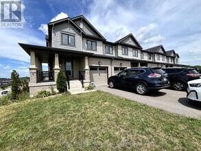 Building Photo - 27 Allcroft Ct