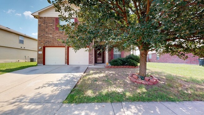 Building Photo - Gorgeous balcony view in Trimmier Estates ...