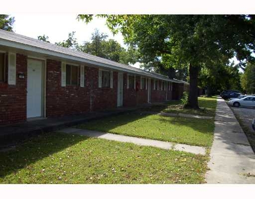 Primary Photo - 13th Street Apartments