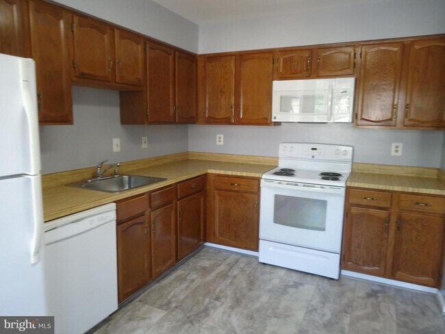 Foto del edificio - 10298 Latney Rd