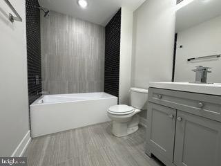 Building Photo - 719 N 35th St