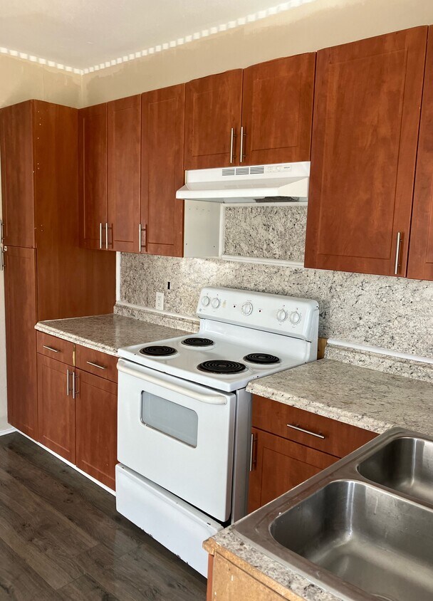 Foto principal - 230 W Lee Ave