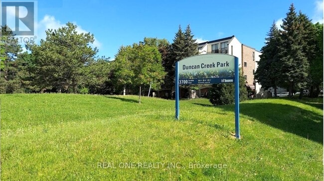 Building Photo - 3740-3740 Don Mills Rd