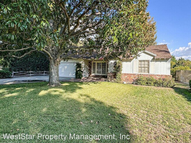 Foto del edificio - 3 br, 2.5 bath House - 2726 S. 10th Ave.