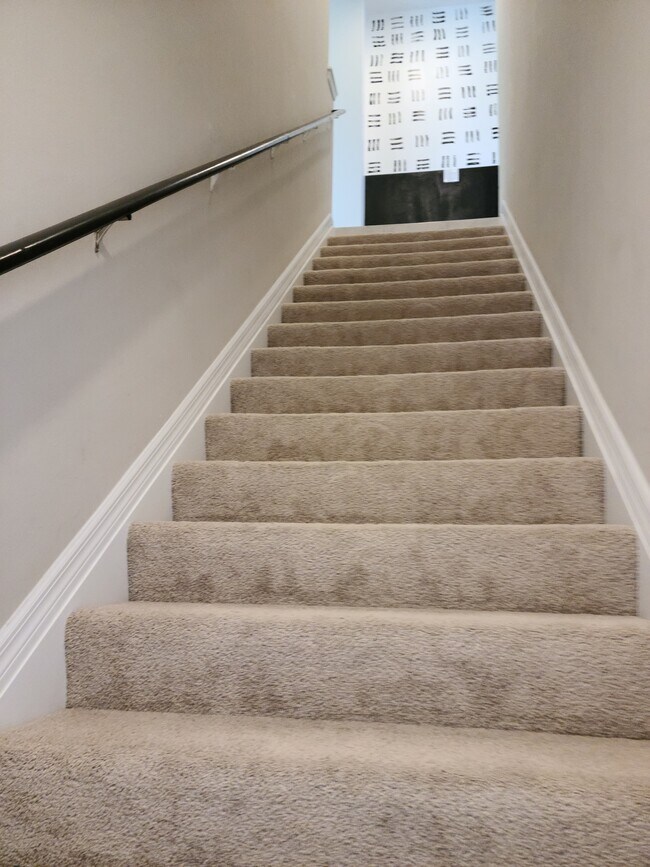 Stairway going up - 26139 Palace Ln