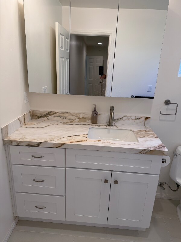 Foto del edificio - 2214 Finch Ln