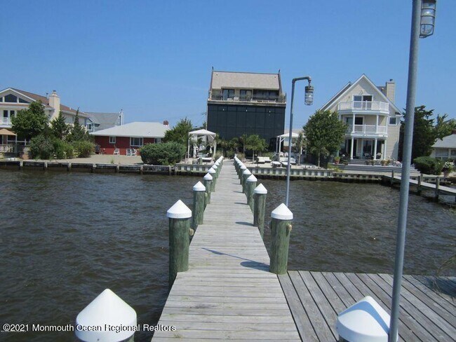 Foto del edificio - 231 Bay Stream Dr