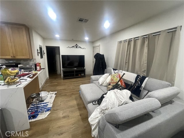 Foto del edificio - 3815 Dundry Ave