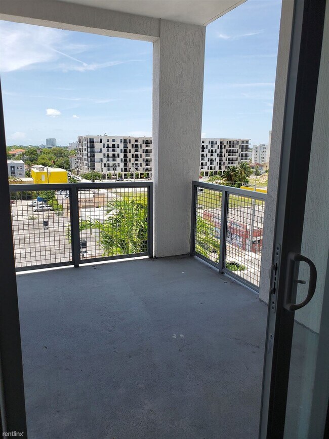 Foto del edificio - 2 br, 2 bath Condo - 39 NW 7th Ave Brand N...