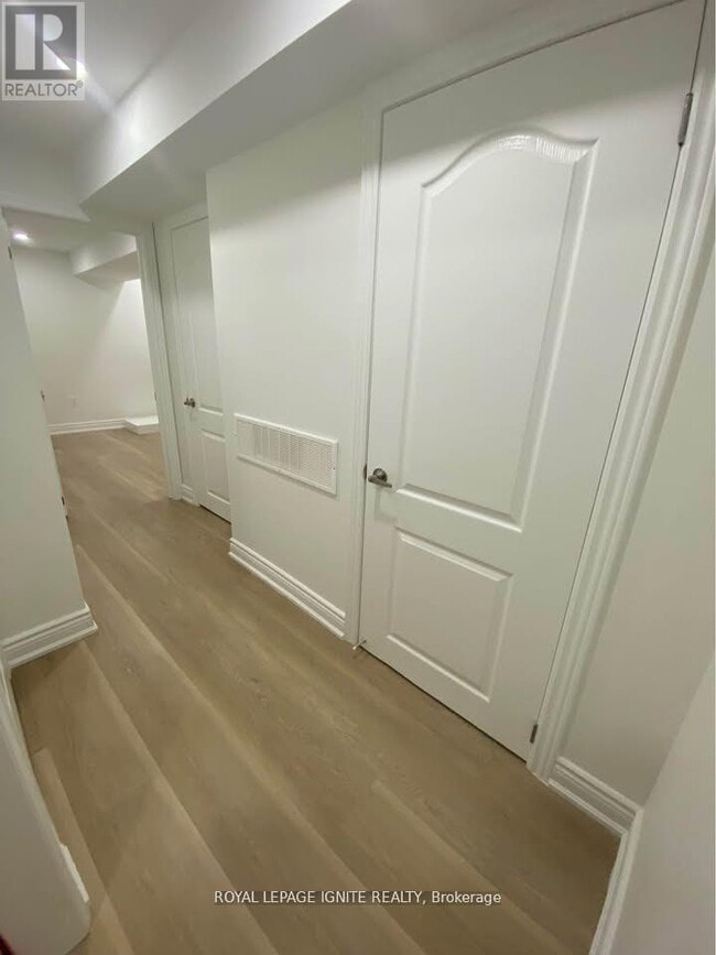 Building Photo - 509 Downes Jackson Heights