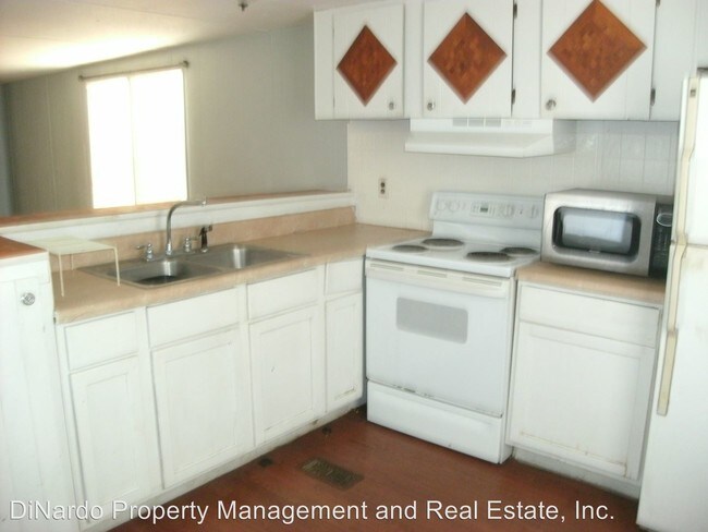 Building Photo - 2 br, 1 bath House - 500 Leslie Dr