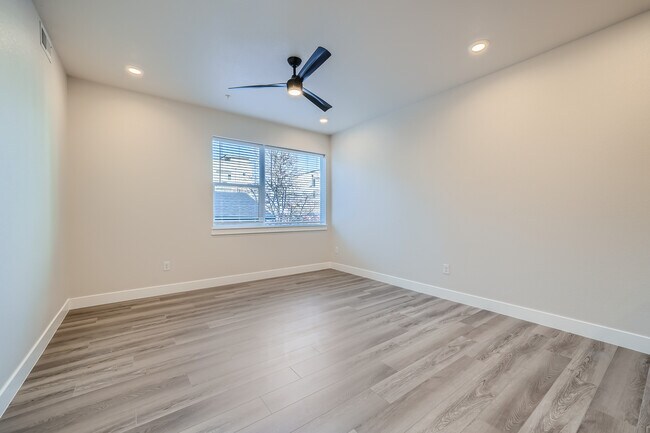 Living Room - 1208 Quitman St