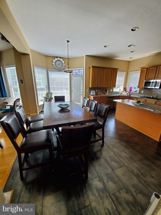 Building Photo - 9046 Galvin Ln