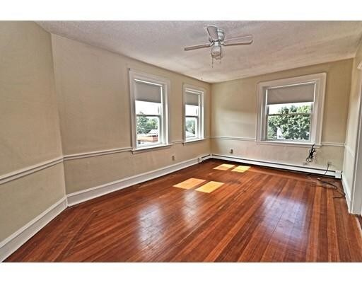 Primary Photo - 267 Washington Ave