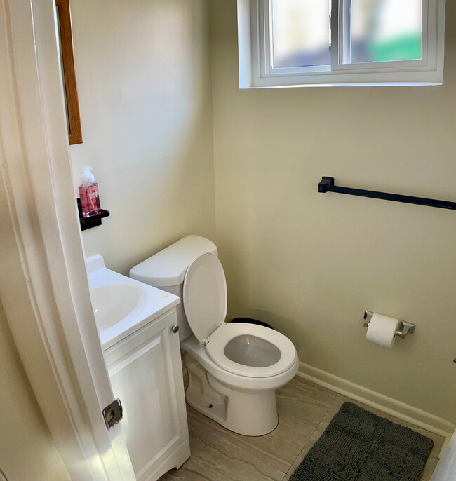 Downstairs bathroom - 2308 Berkley St