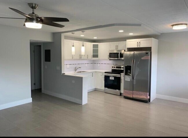 Foto del edificio - 2200  Springdale Boulevard 111 Palm Spring...