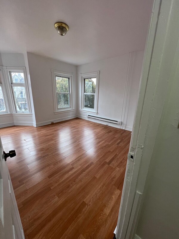 Foto del edificio - 527 Tilghman St