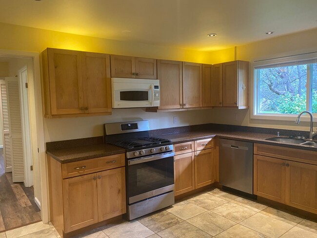 Foto del edificio - Cozy 2-Bedroom House in Volcano