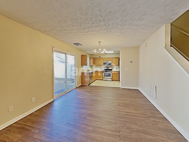 Foto del edificio - 836 Windcroft Cir NW