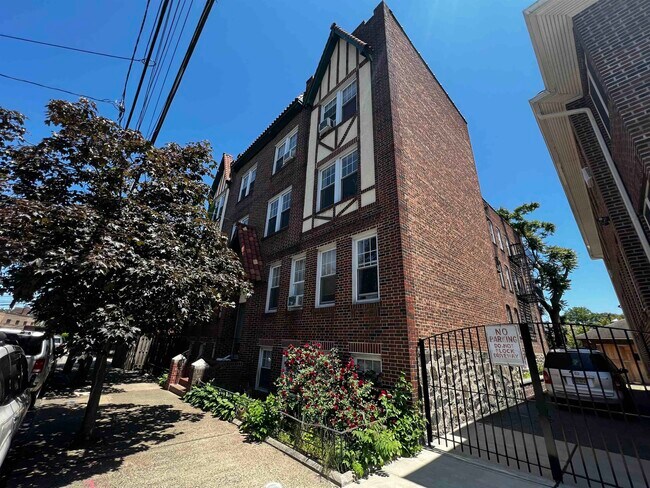Foto del edificio - 9100 2nd Ave