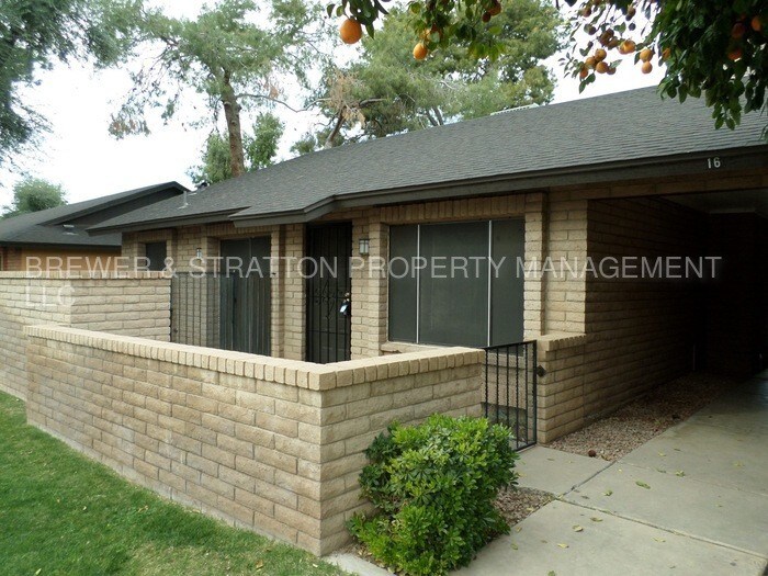 Primary Photo - 16 W Loma Vista Dr