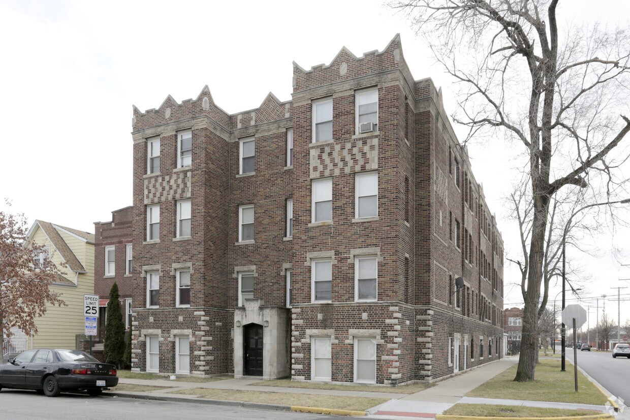 Primary Photo - 5045 W 24th St