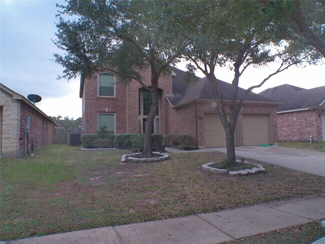 Foto del edificio - 20207 Emerald Cliff Ln