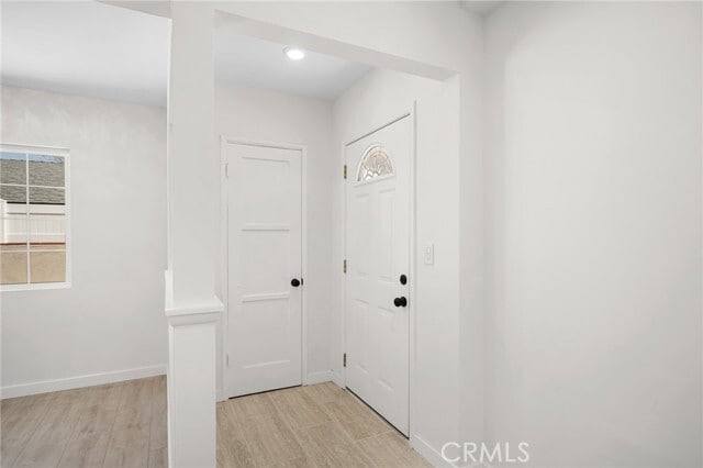 Foto del edificio - 6607 Riverton Ave